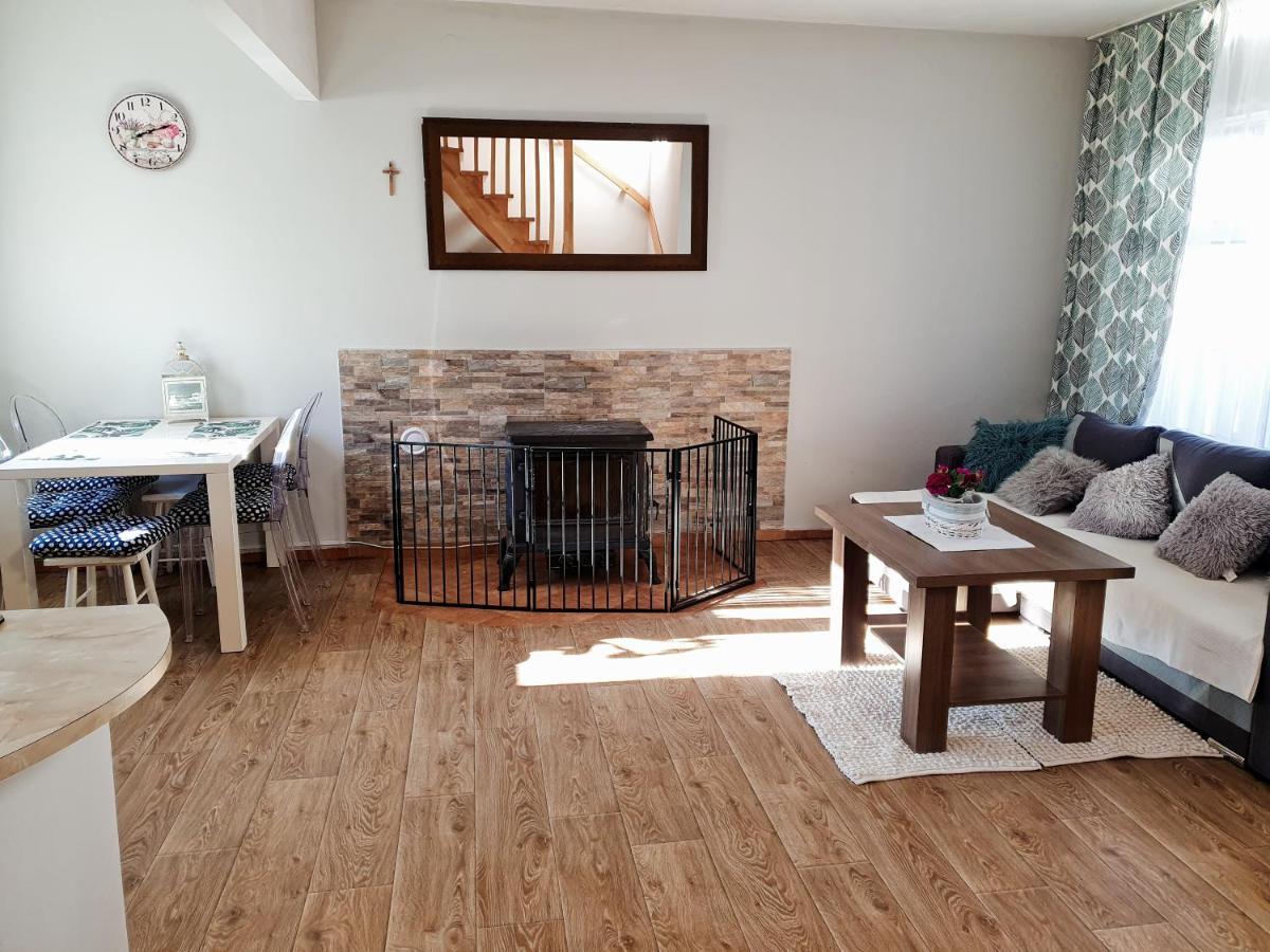 Apartament Deja Vu-Bieszczady Ustrzyki Dolne Exteriér fotografie